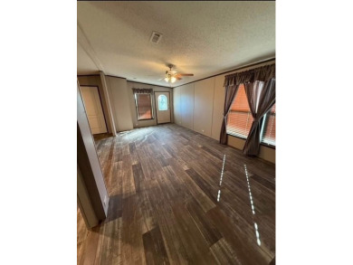 Well-maintained 2-bedroom, 2-bath home situated on a 50' x 150' on Links At Lands End in Texas - for sale on GolfHomes.com, golf home, golf lot