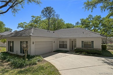 Rare cul-de-sac setting with 3.86 acres of adjoining on Black Diamond Ranch Golf Course in Florida - for sale on GolfHomes.com, golf home, golf lot