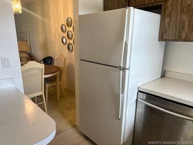 Amazing value in MYCC! This coxy 2 BR/1 Bath retreat has on Monterey Yacht and Country Club in Florida - for sale on GolfHomes.com, golf home, golf lot