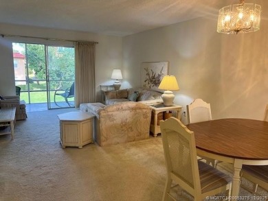 Amazing value in MYCC! This coxy 2 BR/1 Bath retreat has on Monterey Yacht and Country Club in Florida - for sale on GolfHomes.com, golf home, golf lot