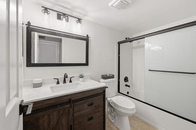 SPECTACULAR GOLF COURSE LOCATION! This sharp ranch-style on Fox Run Golf Links in Illinois - for sale on GolfHomes.com, golf home, golf lot