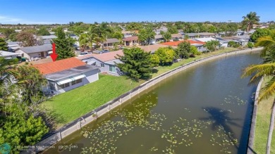 Beautiful 2 bed, 1 bath, garage corner lot with pleasant, quaint on Woodlands Country Club in Florida - for sale on GolfHomes.com, golf home, golf lot