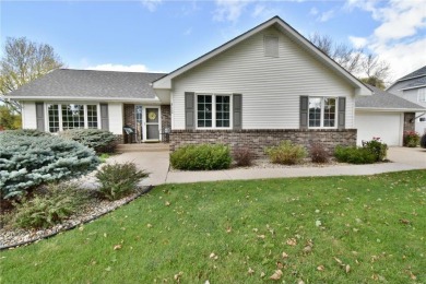 This well-appointed single-level rambler, built in 1989 and on Valley Golf Course in Minnesota - for sale on GolfHomes.com, golf home, golf lot