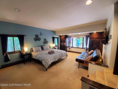 Spacious 4-bedroom, 2.5-bathroom home in Pocono Farms Country on Pocono Farms Country Club in Pennsylvania - for sale on GolfHomes.com, golf home, golf lot