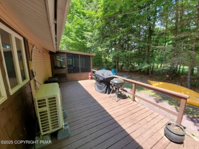 Spacious 4-bedroom, 2.5-bathroom home in Pocono Farms Country on Pocono Farms Country Club in Pennsylvania - for sale on GolfHomes.com, golf home, golf lot