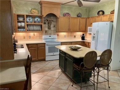 An Extremely Large, 3 Bedroom, 3 FULL BATHROOMS, 2nd Floor on Spanish Wells Golf and Country Club in Florida - for sale on GolfHomes.com, golf home, golf lot