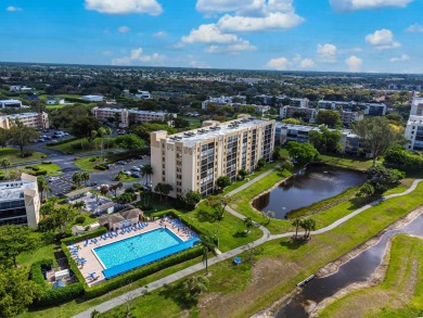 Beautifull completely renovated condo. Great lake views from the on Marina Lakes Golf Course in Florida - for sale on GolfHomes.com, golf home, golf lot