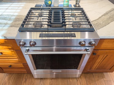 Beginning with its standout features, this exceptional property on Rivers Edge Golf Resort in Oregon - for sale on GolfHomes.com, golf home, golf lot