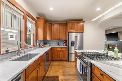 This exceptional property begins with its standout feature: an on Rivers Edge Golf Resort in Oregon - for sale on GolfHomes.com, golf home, golf lot