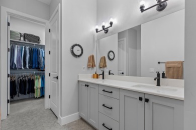 *Furniture Included*
Enjoy the ease of resort-style living in on Sunriver Golf Club in Utah - for sale on GolfHomes.com, golf home, golf lot