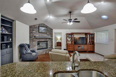 HUGE PRICE DROP.  This is such a nice home on the golf course on Pecan Plantation Country Club in Texas - for sale on GolfHomes.com, golf home, golf lot