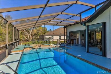 Sugarmill Woods Classic Driftwood model single-family pool home on Sugarmill Woods Golf and Country Club in Florida - for sale on GolfHomes.com, golf home, golf lot