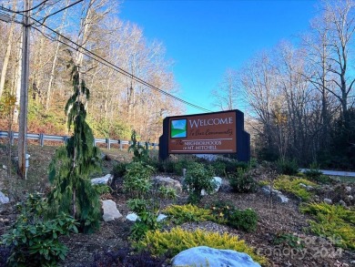 PRICED CONSIDERABLE BELOW TAX VALUE AND MOTIVATED SELLER!  All on Mt. Mitchell Golf Course in North Carolina - for sale on GolfHomes.com, golf home, golf lot