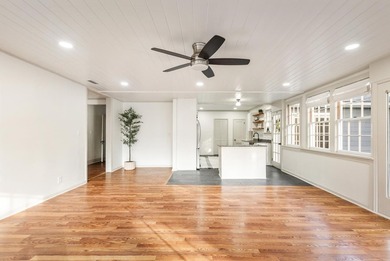 For Sale, Rent at $4,500 or Lease Purchase. This stunning 1941 on Capital City Country Club in Florida - for sale on GolfHomes.com, golf home, golf lot