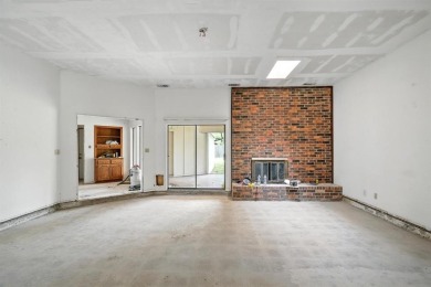 A blank slate in Fairway Oaks. Across the street from 1st hole on Abilene Country Club - South Course in Texas - for sale on GolfHomes.com, golf home, golf lot