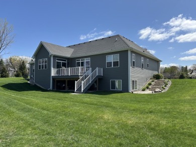 Custom ranch in the Bull Valley Golf Club. This spotless home is on Bull Valley Golf Club in Illinois - for sale on GolfHomes.com, golf home, golf lot