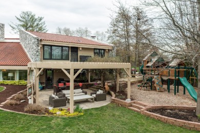 With 5 bedrooms and over 9000 finished square feet, this is one on Lincolnshire Fields Country Club in Illinois - for sale on GolfHomes.com, golf home, golf lot