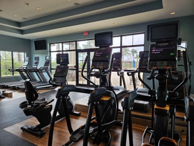Come live a relaxing lifestyle in this Beautiful Coach Home in on Ritz-Carlton Members Golf Club in Florida - for sale on GolfHomes.com, golf home, golf lot