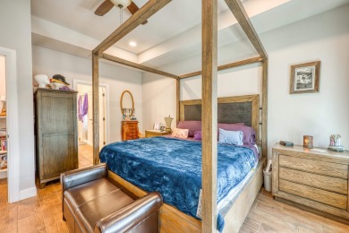 Beautiful custom-built 3-bedroom, 2-bath home with office on  in Texas - for sale on GolfHomes.com, golf home, golf lot