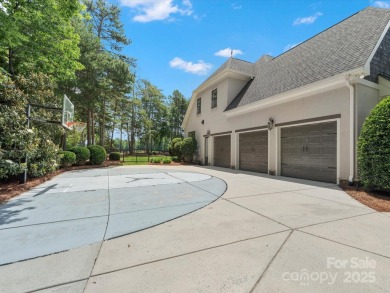 This gorgeous custom home in the desirable neighborhood of on Springfield Golf Course in South Carolina - for sale on GolfHomes.com, golf home, golf lot