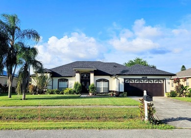 Opportunity to own this 4-bedroom, 3 bath pool home in on Wedgefield Golf Club in Florida - for sale on GolfHomes.com, golf home, golf lot