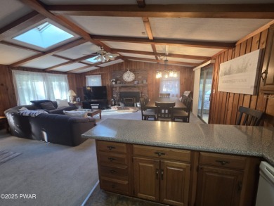 BEAUTIFUL TANGLWOOD LAKES RAISED RANCH AT LAKE WALLENPAUPACK! on Paupack Hills Golf and Country Club in Pennsylvania - for sale on GolfHomes.com, golf home, golf lot