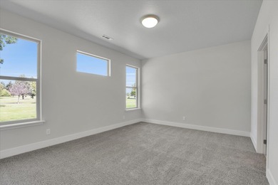 Beautiful Pro Made condo in gated community, discover the on Deer Park Golf Club in Washington - for sale on GolfHomes.com, golf home, golf lot