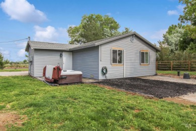 Beautifully remodeled 3-bed, 1-bath country home on  1/2  acre on Twin Falls Municipal Golf Course in Idaho - for sale on GolfHomes.com, golf home, golf lot