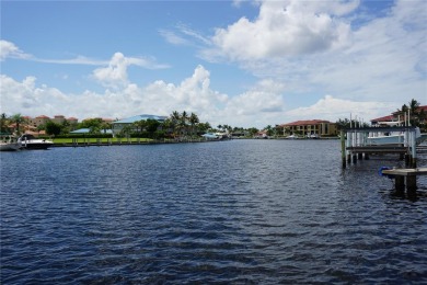 One or more photo(s) has been virtually staged. IMPROVED PRICE! on Saint Andrews South Golf Club in Florida - for sale on GolfHomes.com, golf home, golf lot