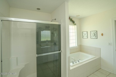 Adorable home maintained for years by the original owner on Meadowlands Golf Club in North Carolina - for sale on GolfHomes.com, golf home, golf lot