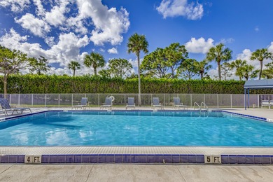 Gorgeous updated large 2 BR/ 2Ba first floor  unit with on Bear Lakes Country Club in Florida - for sale on GolfHomes.com, golf home, golf lot