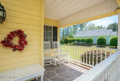 Adorable home maintained for years by the original owner on Meadowlands Golf Club in North Carolina - for sale on GolfHomes.com, golf home, golf lot