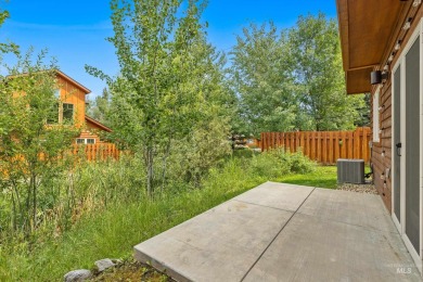 This condo is less than five years old and in perfect condition on McCall Municipal Golf Course in Idaho - for sale on GolfHomes.com, golf home, golf lot