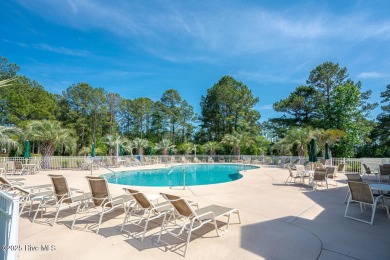 Adorable home maintained for years by the original owner on Meadowlands Golf Club in North Carolina - for sale on GolfHomes.com, golf home, golf lot