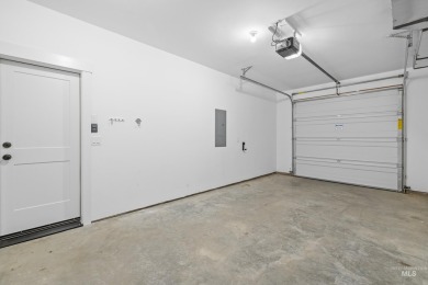 This condo is less than five years old and in perfect condition on McCall Municipal Golf Course in Idaho - for sale on GolfHomes.com, golf home, golf lot