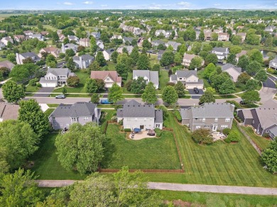 Don't miss out on the opportunity to enjoy easy living in this on Mill Creek Golf Club in Illinois - for sale on GolfHomes.com, golf home, golf lot