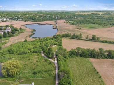 Don't miss out on the opportunity to enjoy easy living in this on Mill Creek Golf Club in Illinois - for sale on GolfHomes.com, golf home, golf lot