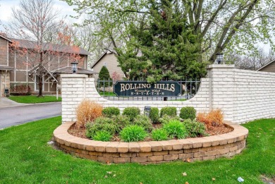 This lovely condo takes the hassle out of home ownership...no on Rolling Hills Country Club in Kansas - for sale on GolfHomes.com, golf home, golf lot