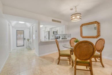 Welcome to your dream condo or ideal investment property! on PGA National Golf Club in Florida - for sale on GolfHomes.com, golf home, golf lot