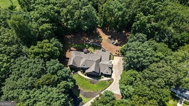 MOTIVATED SELLERS-SEEKING ALL SERIOUS OFFERS! This highly on Chattahoochee Golf Course in Georgia - for sale on GolfHomes.com, golf home, golf lot