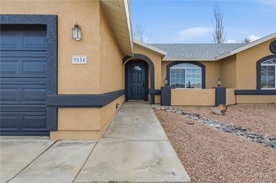 Welcome to golf course living in beautiful Valle Vista, Kingman on Valle Vista Golf Course in Arizona - for sale on GolfHomes.com, golf home, golf lot