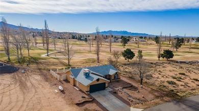 Welcome to golf course living in beautiful Valle Vista, Kingman on Valle Vista Golf Course in Arizona - for sale on GolfHomes.com, golf home, golf lot