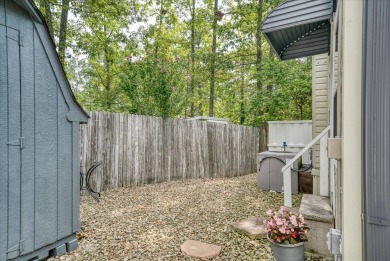 This spacious Park Model in Holiday Out had been completely on Lake Tansi Village Country Club in Tennessee - for sale on GolfHomes.com, golf home, golf lot