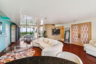 Penthouse perfection in the heart of Boca Raton. This on Boca Pointe Country Club in Florida - for sale on GolfHomes.com, golf home, golf lot
