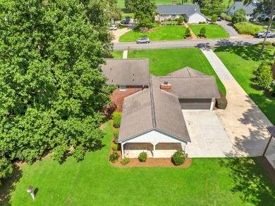 Lovely Family home in popular Doublegate. 4Br's 3.5 baths on Doublegate Country Club in Georgia - for sale on GolfHomes.com, golf home, golf lot