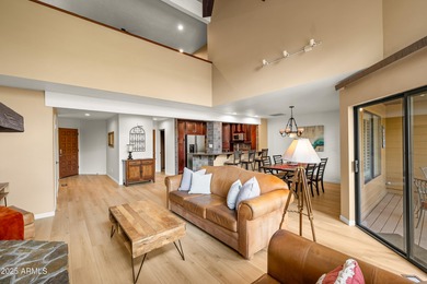 Beautifully updated! This welcoming corner unit townhome is on Continental Country Club in Arizona - for sale on GolfHomes.com, golf home, golf lot