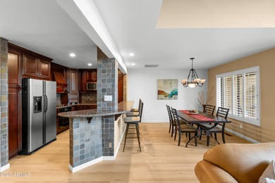 Beautifully updated! This welcoming corner unit townhome is on Continental Country Club in Arizona - for sale on GolfHomes.com, golf home, golf lot