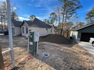 Welcome to this beautifully built new construction home offering on Bella Vista Country Club - Kingswood in Arkansas - for sale on GolfHomes.com, golf home, golf lot