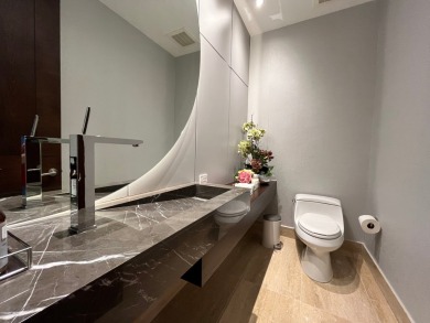 Luxury Apartment with Designer Finishes - Solana, Santa Maria

 on  in  - for sale on GolfHomes.com, golf home, golf lot
