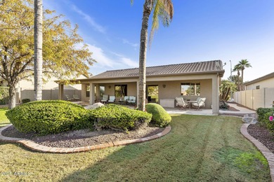 Very popular 2BR, 2BA with den Palmera model on the golf course on Ironwood Golf Club in Arizona - for sale on GolfHomes.com, golf home, golf lot